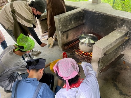 野外炊事で最高のカレーライス作り