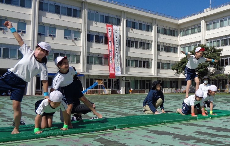 ３・４年生の組体操