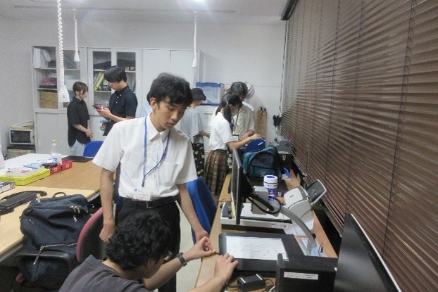視覚障害学生支援室の見学
