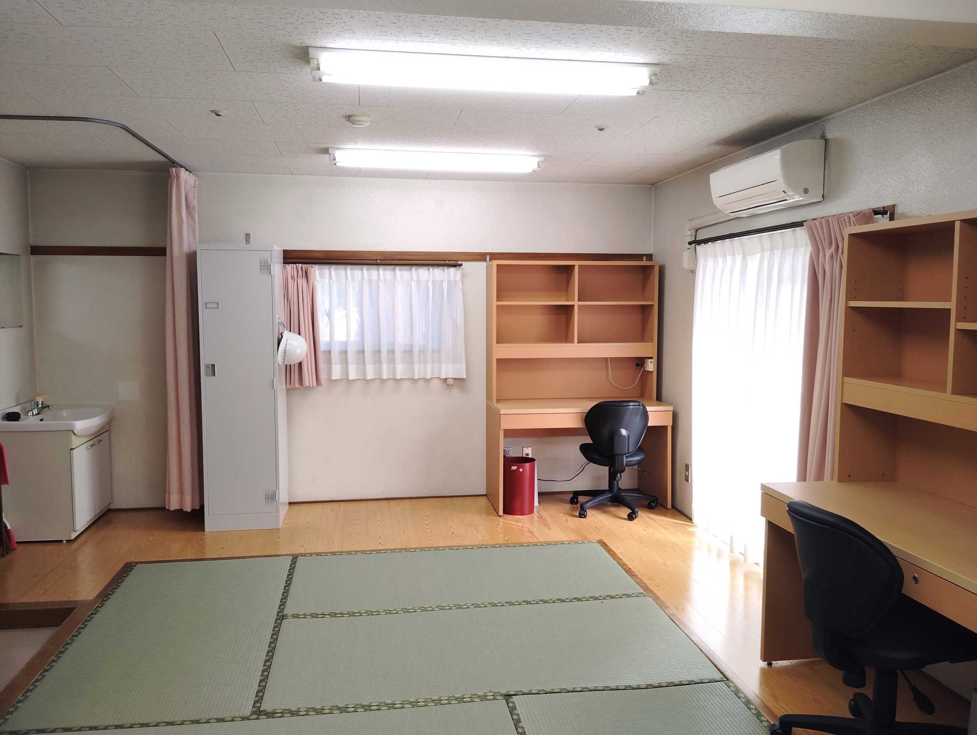 和室（３人用）の反対側からの写真