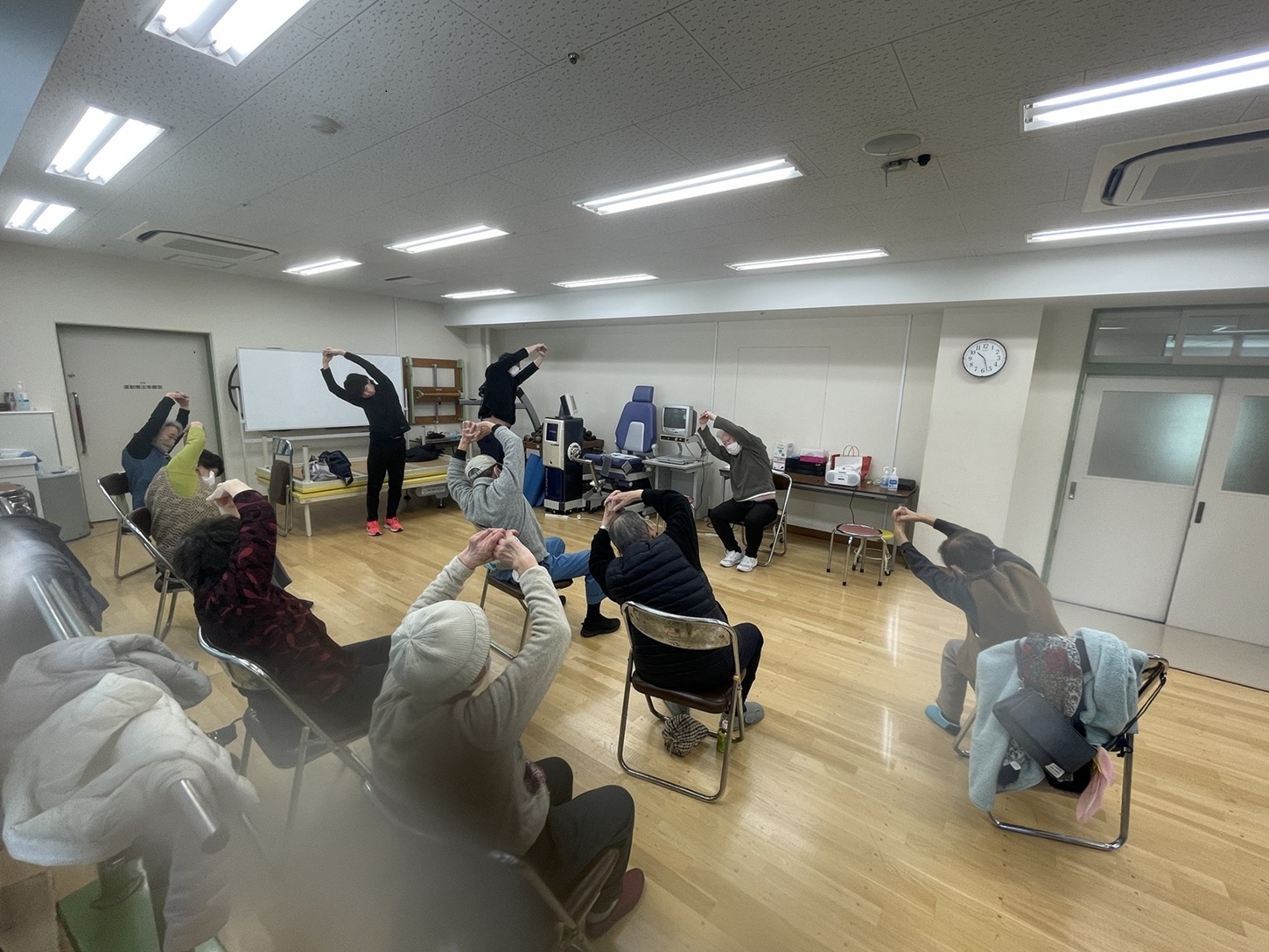 健康教室での運動の様子１