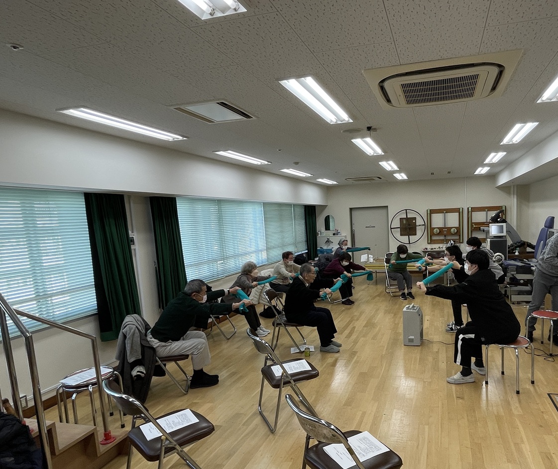 健康教室での運動の様子２