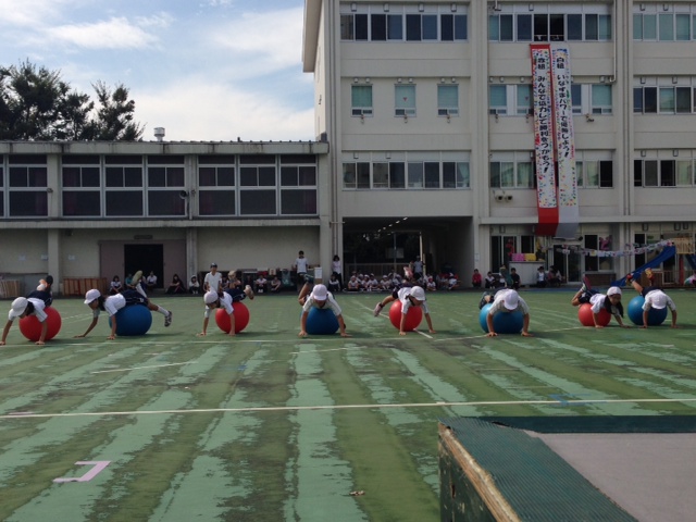 Gボールを使った運動