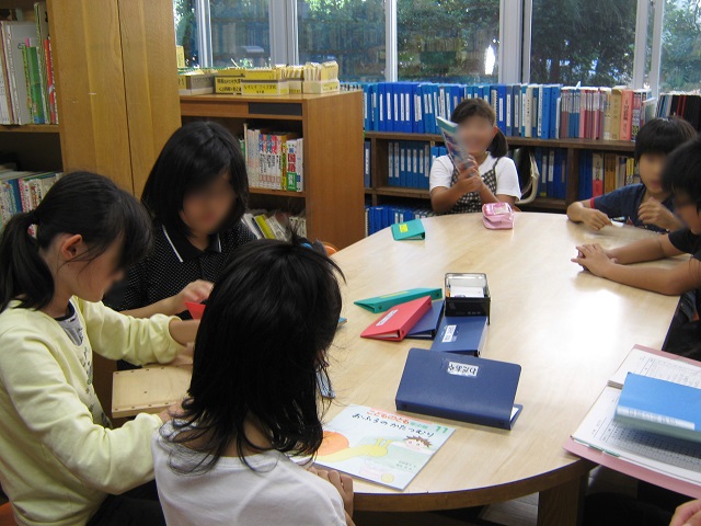画像:図書班の写真