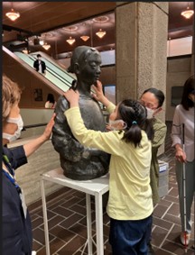 画像:彫刻鑑賞会の写真